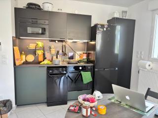Chambre neuve chez habitant - Vénissieux - 9