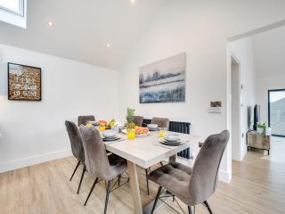 4 bed in Richmond 83250 - Richmond - 1