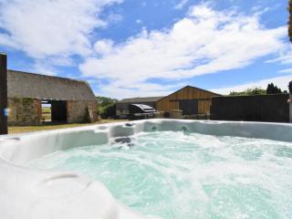 2 Bed in Ventnor 88857 - Niton - 0