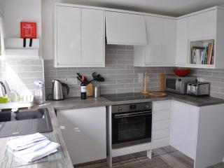 2 Bed in Pembroke FB101 - Hodgeston - 7