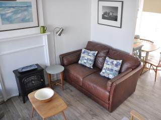 2 Bed in Pembroke FB101 - Hodgeston - 8