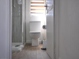 2 Bed in Pembroke FB101 - Hodgeston - 1