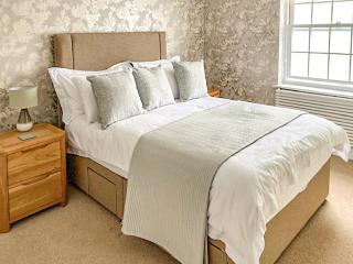 Apartment 9 Barton Manor - Uk40051 - 1