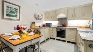 Hare Cottage - - 8