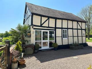The Cider Press with Games Room - Ledbury - 8