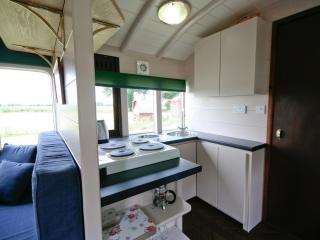 Railway Carriage One - E5337 - Wetheringsett - 8