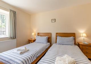 Stile Cottage - Burton Bradstock - 3