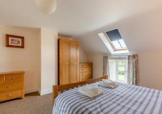 Stile Cottage - Burton Bradstock - 1