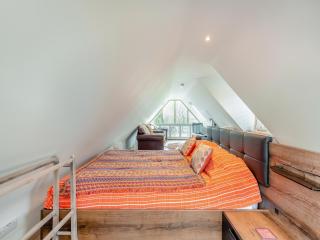 The Studio - Woolland - 1