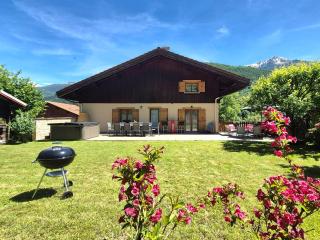 Chalet avec Jacuzzi, billard, jardin clos, proche Paradiski - Aime-la-Plagne - 0