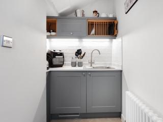 Blossom Cottage - Lydney - 2