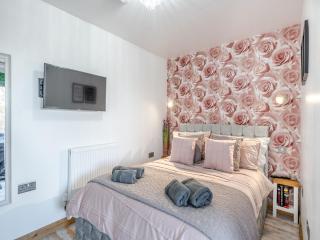 Rose Cottage - Peldon - 2