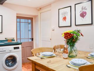 Woodbine Cottage - Whittington - 3