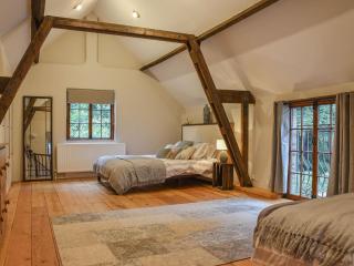 The Barn - Chipperfield - 1