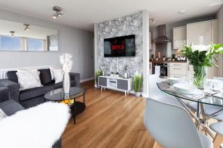 2 Bed 2 Bath in Central MK, Free Parking, Smart TV - Milton Keynes - 5