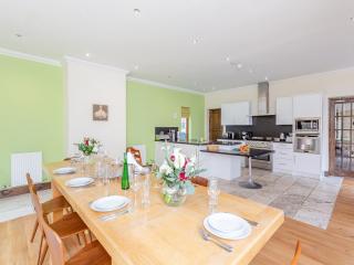 Stag Manor - Kirkhill - 5