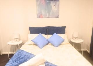 Peaceful Throsby Stay with Garden and Garage Perfect for Families - Harrison - 3