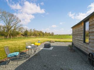 Hares Rest - Ellesmere - 9