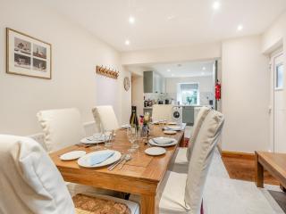 Holly Tree Lodge - Rashfield - 3