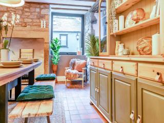 Verona House - Tideswell - 1