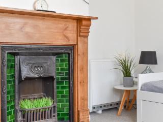 High Street Apartment - 2