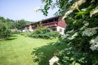 Gemütliches Ferienhaus mit Garten Kamin und eine separate Ferienwohnung, neu renoviert - Immenstadt im Allgäu - 1