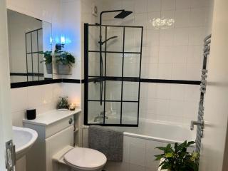 Cousy flat with small garden in fantastic location - 7