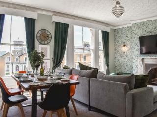 Apartment 2 - Scarborough - 7