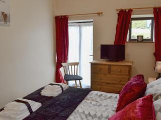 Nield Bank Bungalow - Flash - 2