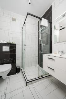 Embassy District Apartment by Bookinghost - Warsaw - 9