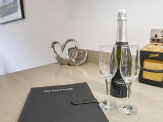 Oak Tree Cottage - 2