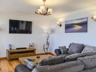Ryka Lodge - Back - 7