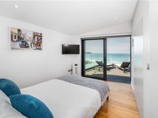 Cyan - Mortehoe - 1