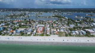Gulfside Retreat - 8