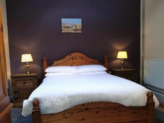 Stables Cottage - Garton - 3
