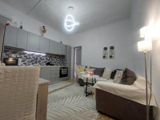 Abi Central Home - Korissia - 1