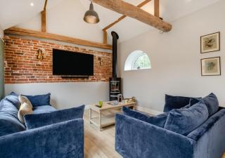 Iken Barn - Neatishead - 8