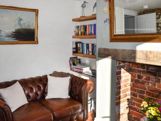 The Apricot Tree - Carisbrooke - 8