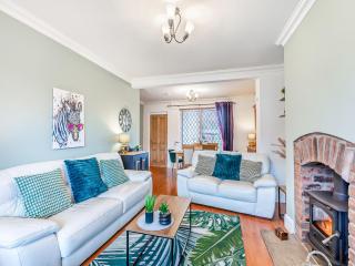 25 Appledore Gardens - 3