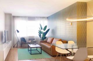 Apartamento de diseño con piscina - 0