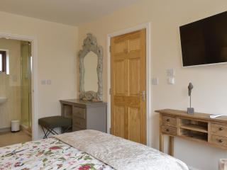 Skylark - Uk30746 - Acton Trussell - 1