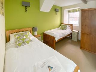 The Chatham - 30164 - Lyme Regis - 3