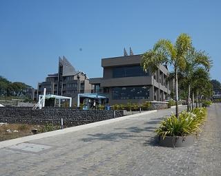 Mountain Shadow Resort - - 6