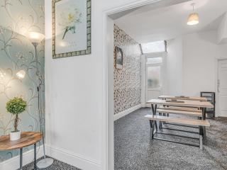 Sunnyside House - Blackpool - 0