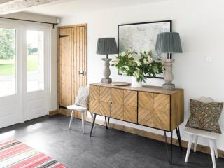 The Long Barn - Ampney Crucis - 3