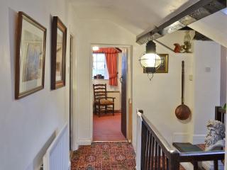Toms Cottage - Dalton-in-Furness - 3