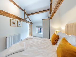Saddle - Uk47947 - Oswestry - 1