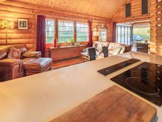 Grebe Lodge Lodge 6 - Stratton Strawless - 6