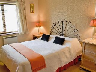 Riverbank Cottage - Pooley Bridge - 2