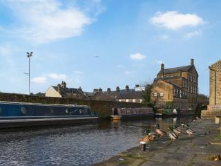 Roundabout Cottage - Settle - 1